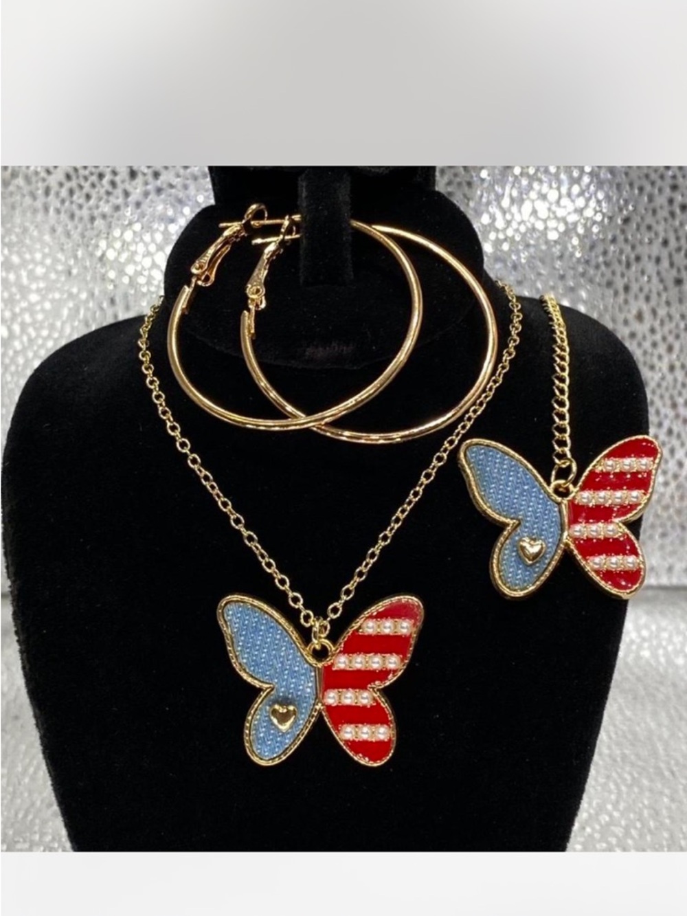*** Gold-Tone  / Patriotic Butterfly Necklace  Earrings ***  🇺🇸